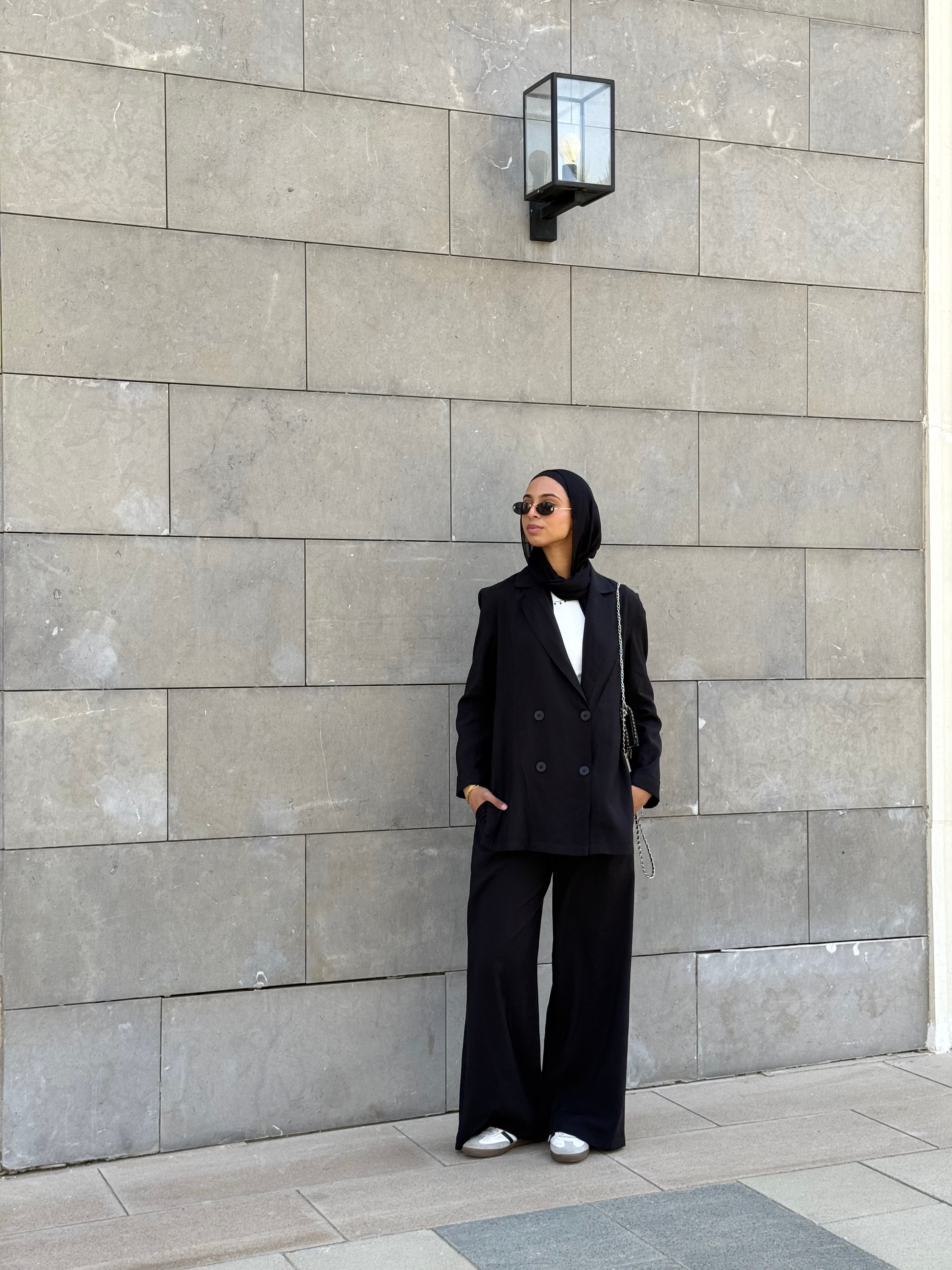 Buttoned Slit Blazer set