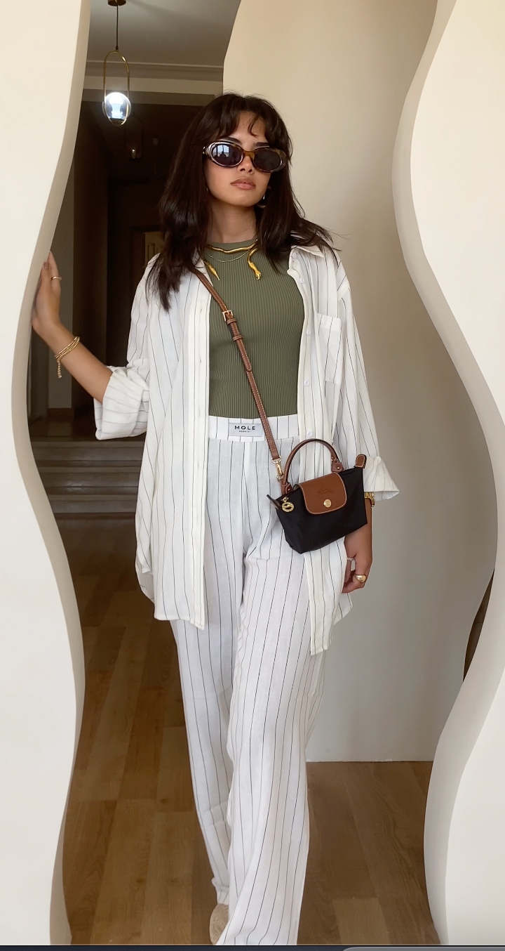 Slit-Side Button stripped shirt